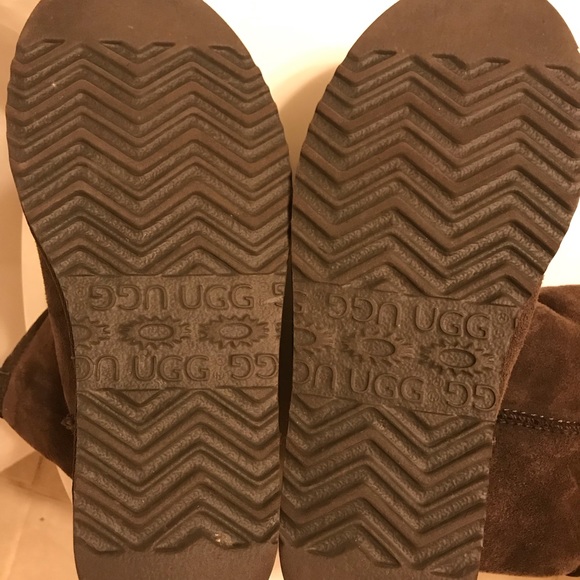 UGGs - Picture 3 of 4